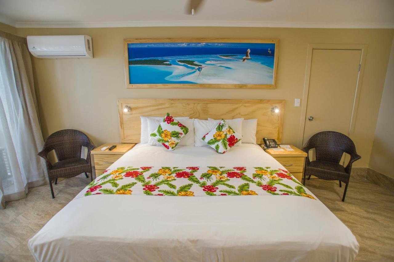The Edgewater Resort & Spa Раратонга Экстерьер фото