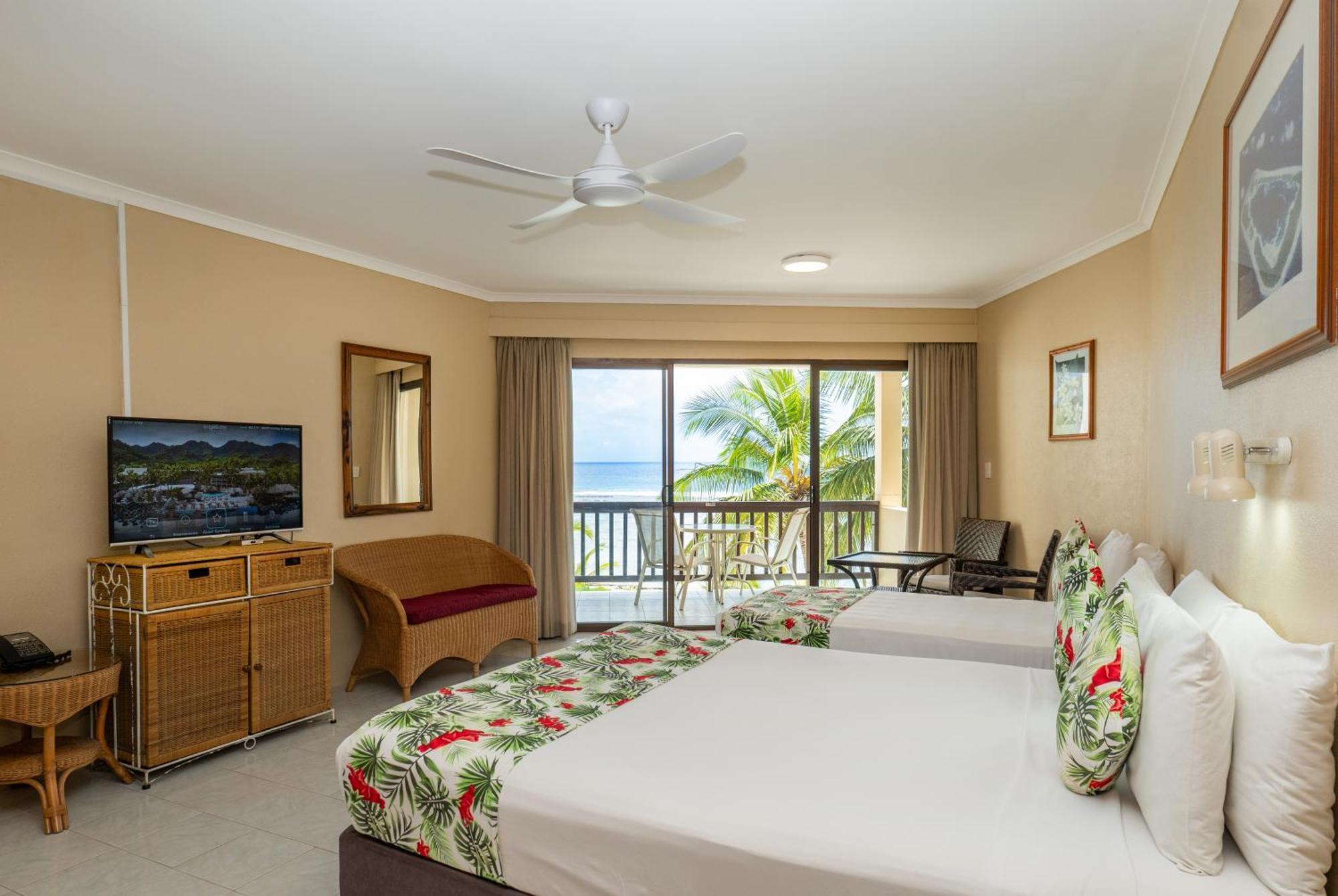 The Edgewater Resort & Spa Раратонга Экстерьер фото